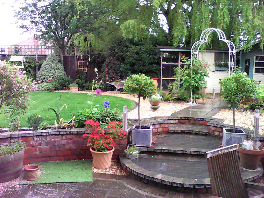 Landscape gardening services in Grimsby